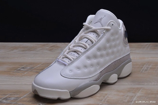 Retro Air 13 